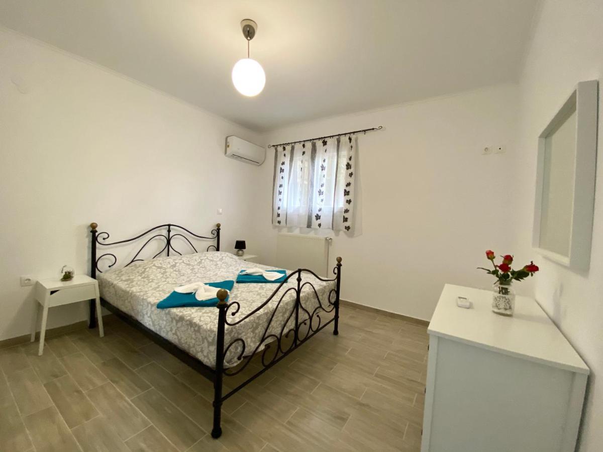Coralli Pentati 2 "Dimitris Apartments" Exterior photo